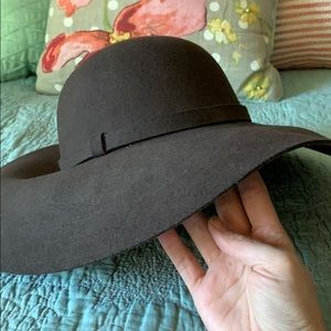 Brown wool floppy hat - barely worn